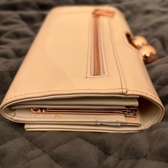 Ted Baker London Wallet - Picture 8 of 8